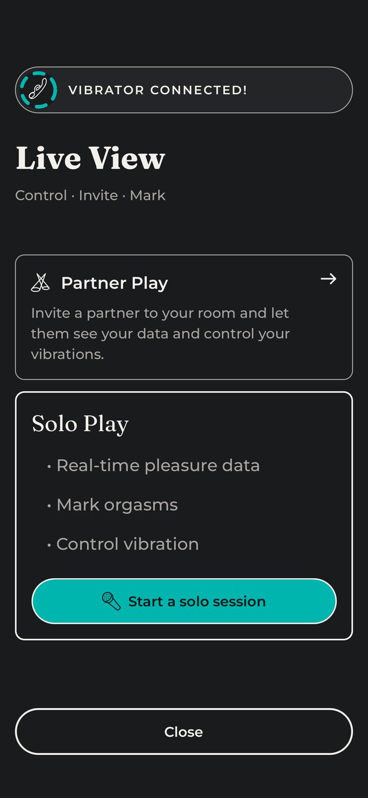 The Lioness app's Live View screen, with the vibrator connected and options for partner play or starting a solo session